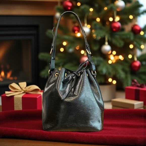 Louis Vuitton Black Epi Leather Bucket Shoulder Bag - Picture 1 of 9